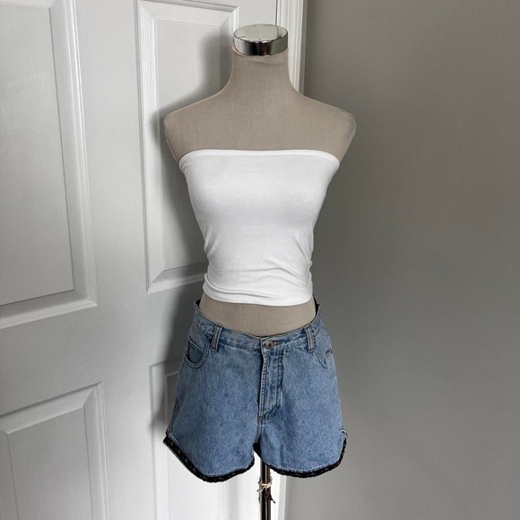VINTAGE XHILARATION DENIM MOM SHORTS‎ WITH FLORAL TRIM - Picture 1 of 8